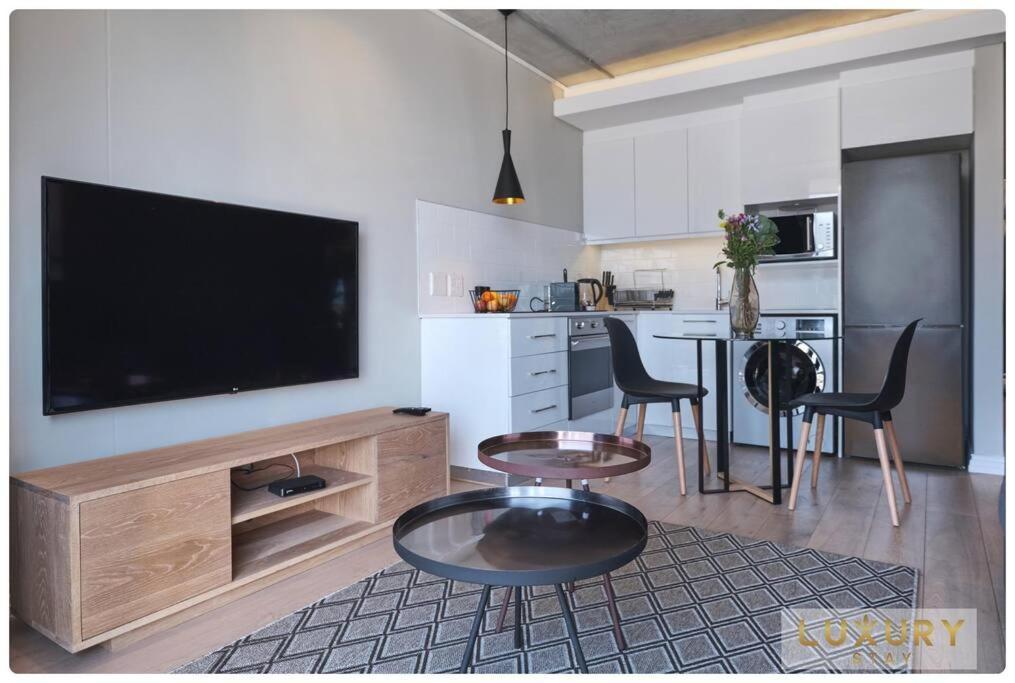Apartment Luxurystay One Bed Suite, 503 Table Mountain Views