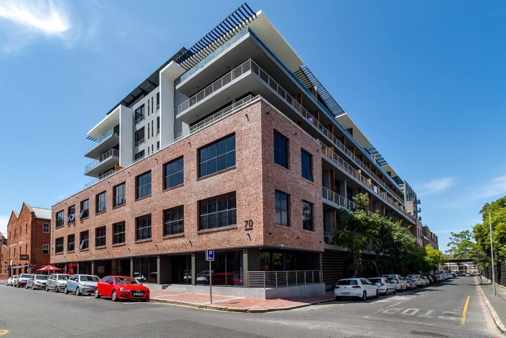 Luxurystay One Bed Suite, 503 Table Mountain Views * Cape Town